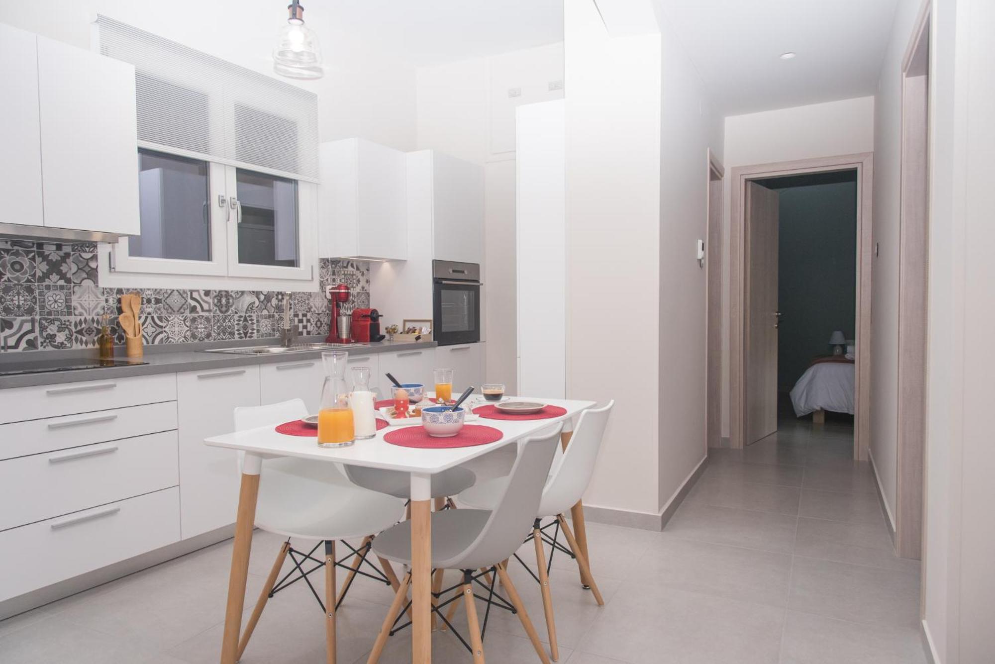Comfy & Modern Apartment In The Heart Of Heraklion Exterior foto